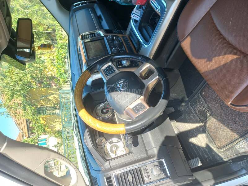 Dodge RAM Ram 1500