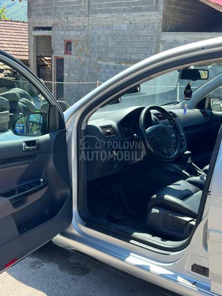 Volkswagen Golf 5 1.9 tdi