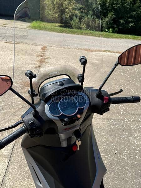 Piaggio beverly 350 sport