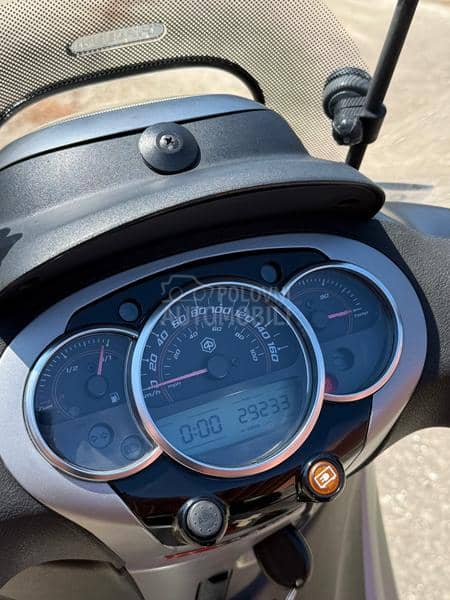 Piaggio beverly 350 sport