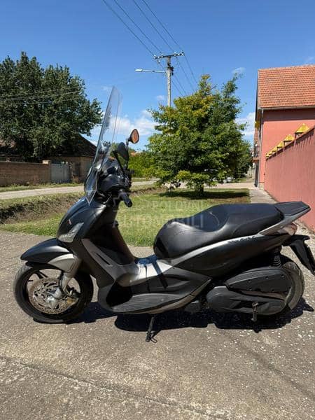 Piaggio beverly 350 sport