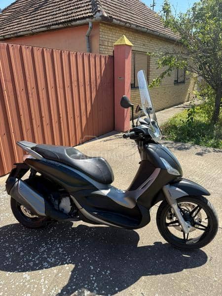 Piaggio beverly 350 sport