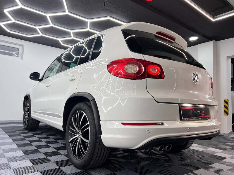Volkswagen Tiguan R line/DSG