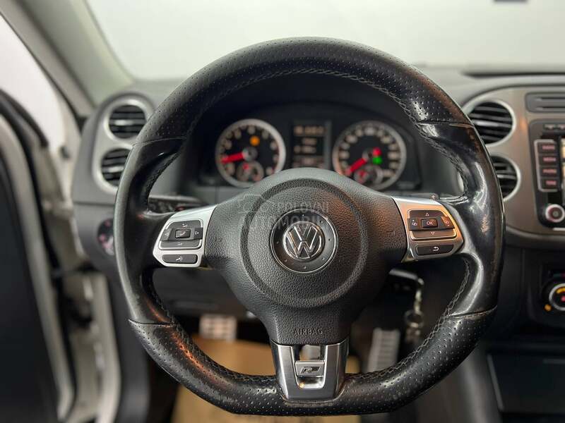 Volkswagen Tiguan R line/DSG