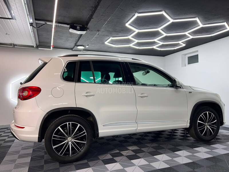 Volkswagen Tiguan R line/DSG