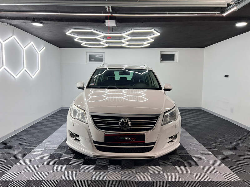 Volkswagen Tiguan R line/DSG