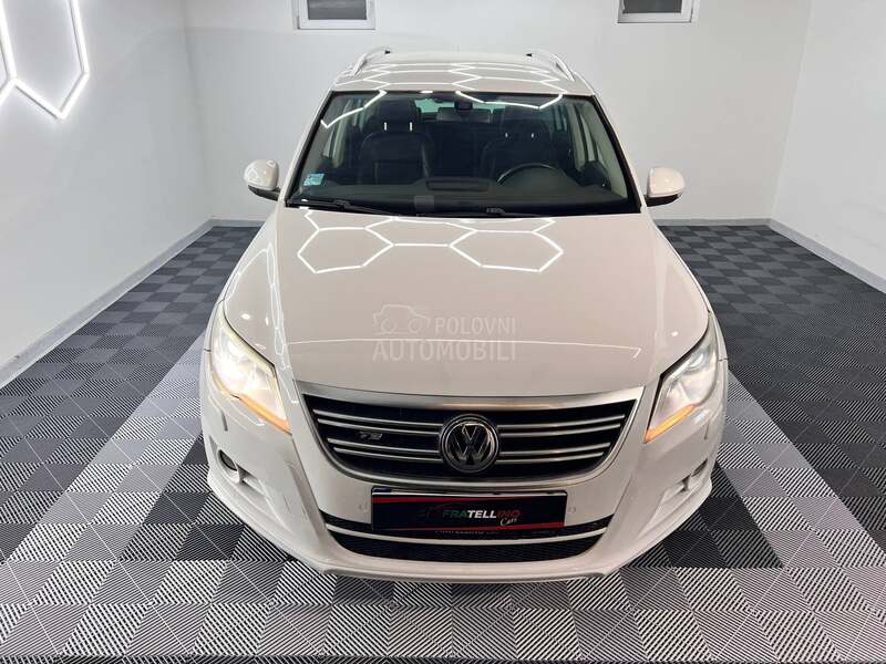 Volkswagen Tiguan R line/DSG
