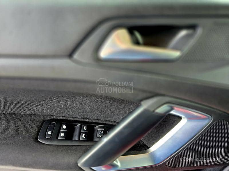 Peugeot 308 1.5 HDI STYLE