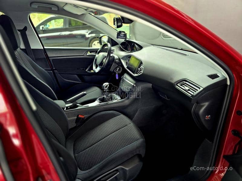 Peugeot 308 1.5 HDI STYLE