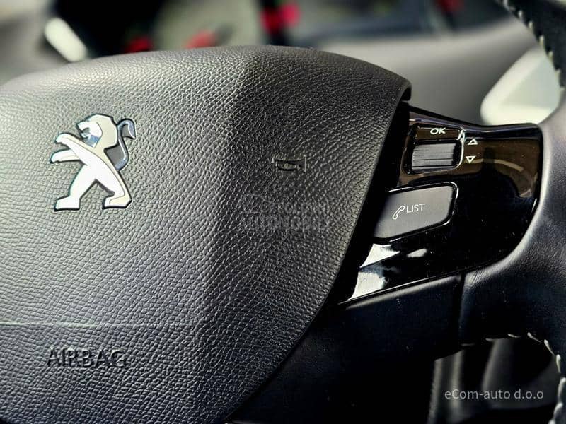 Peugeot 308 1.5 HDI STYLE