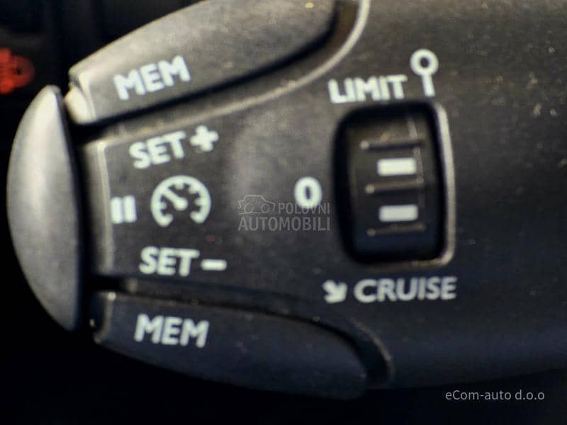 Peugeot 308 1.5 HDI STYLE