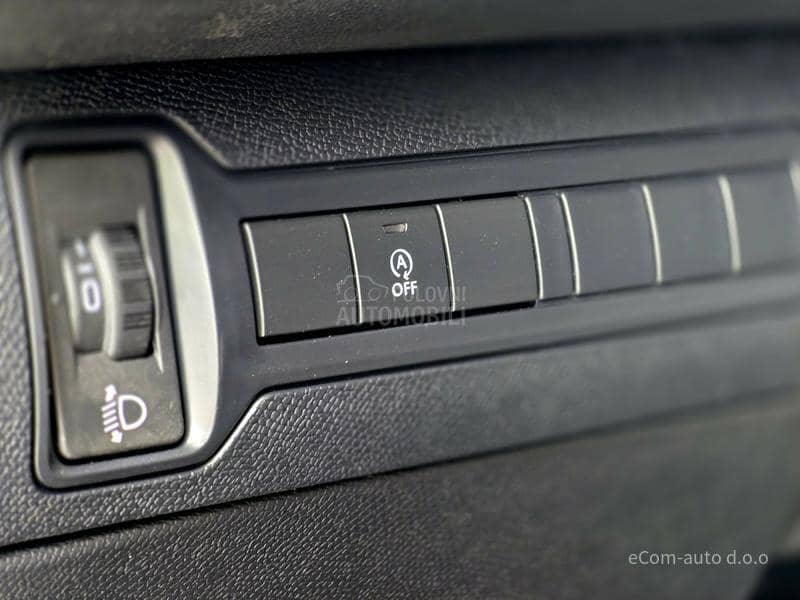 Peugeot 308 1.5 HDI STYLE