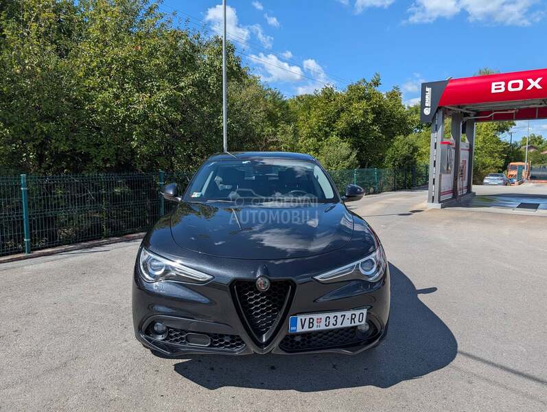 Alfa Romeo Stelvio Q4