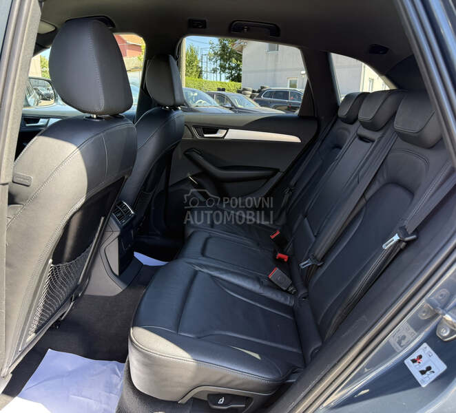 Audi Q5 2.0TFSI S-LINE/S-TRO