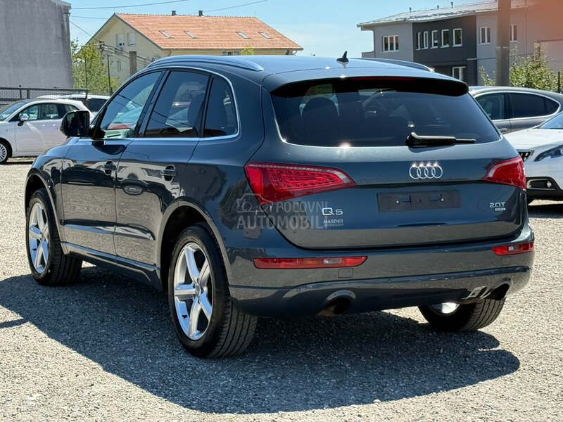 Audi Q5 2.0TFSI S-LINE/S-TRO