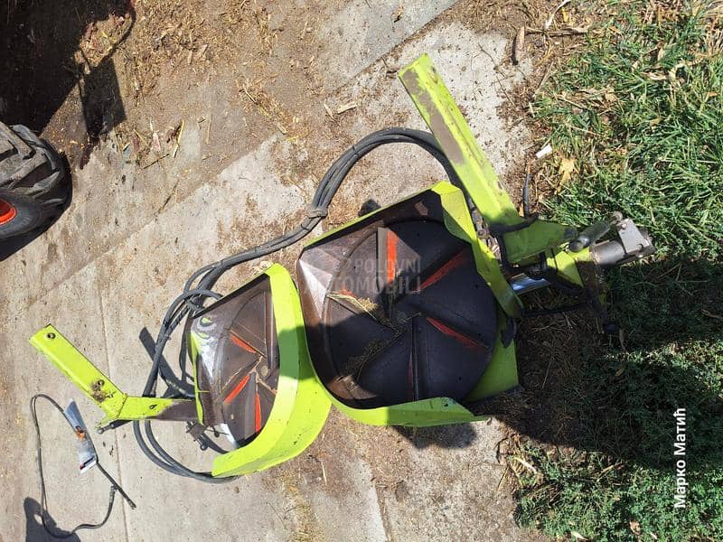 Claas Dominator, Lexion