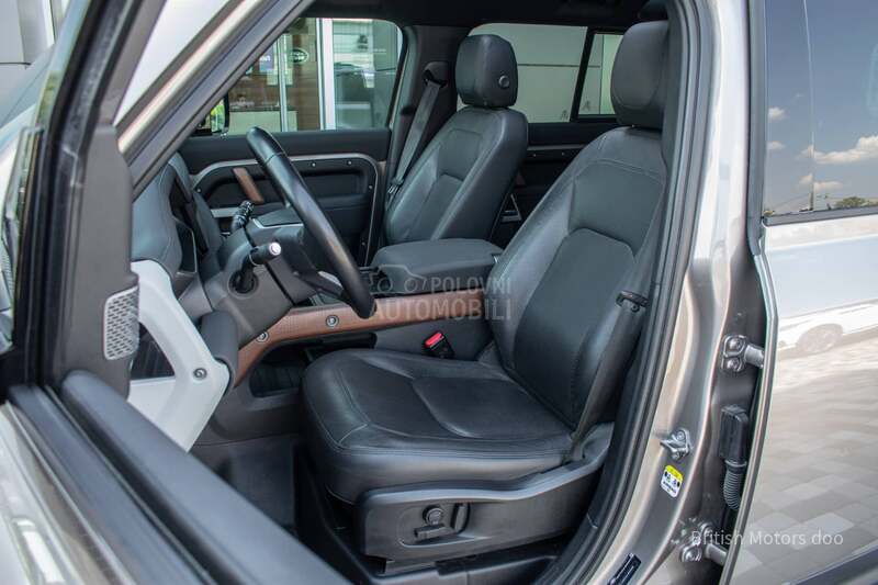Land Rover Defender D250 SE