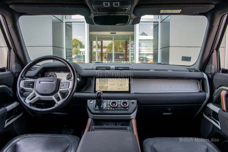 Land Rover Defender D250 SE