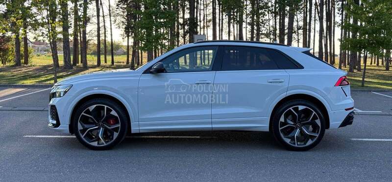 Audi RS Q8 