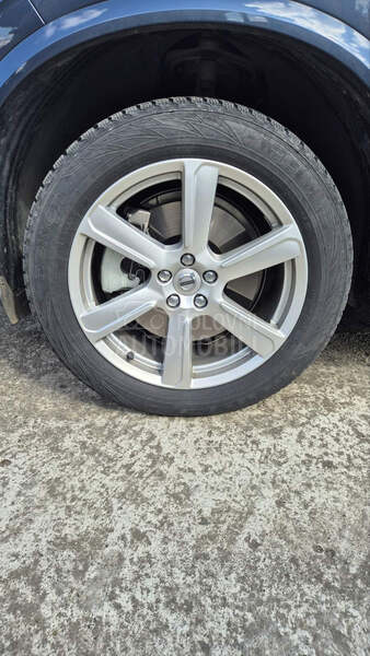 Nokian 235/55 R19 Zimska