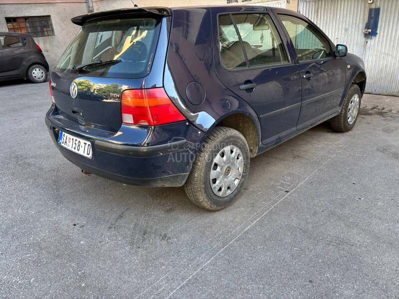 Volkswagen Golf 4 