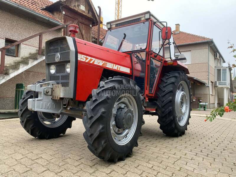 IMT 577 dv ili samo kabina
