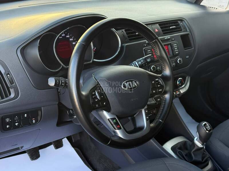 Kia Rio 1.1 CRDI SWlSS