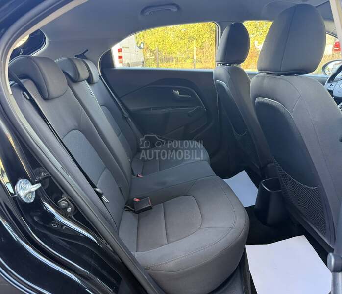 Kia Rio 1.1 CRDI SWlSS