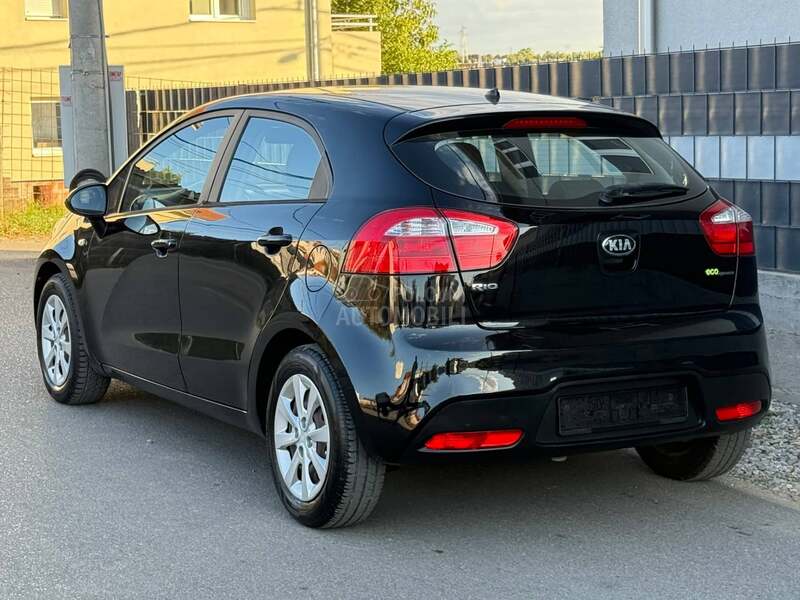 Kia Rio 1.1 CRDI SWlSS