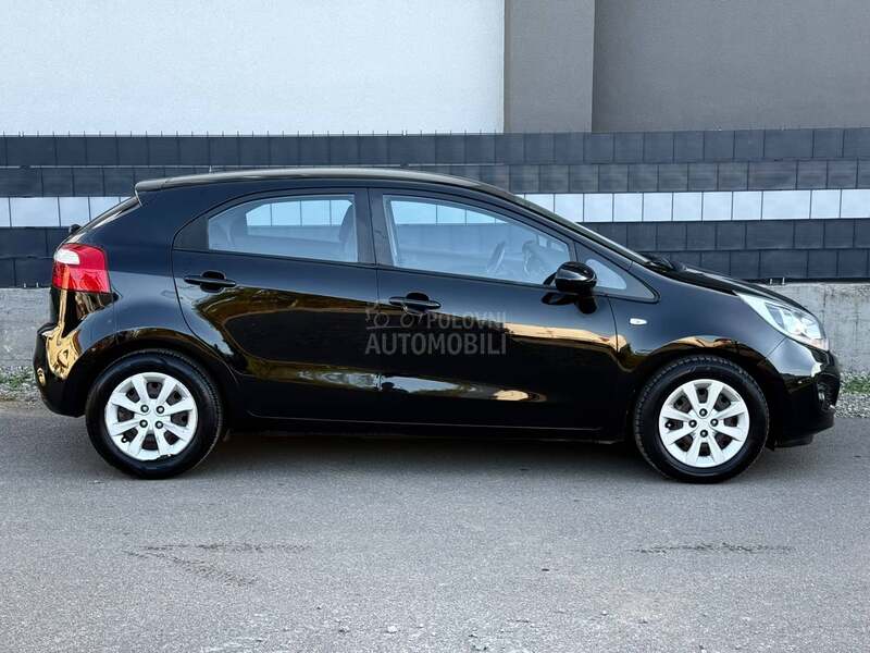 Kia Rio 1.1 CRDI SWlSS