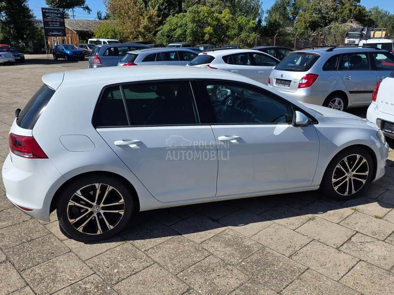 Volkswagen Golf 7 2.0tdi REG/HIGHL