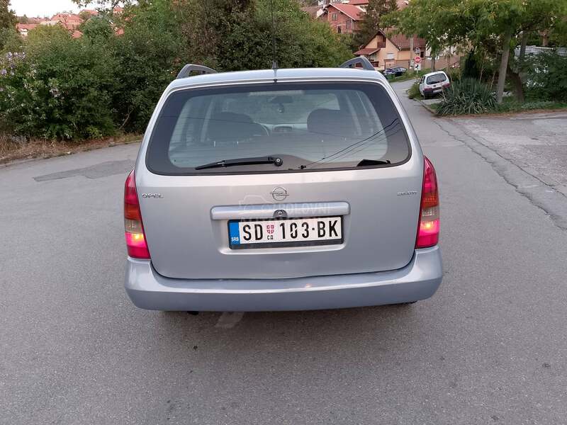 Opel Astra G 2.0 DTI.