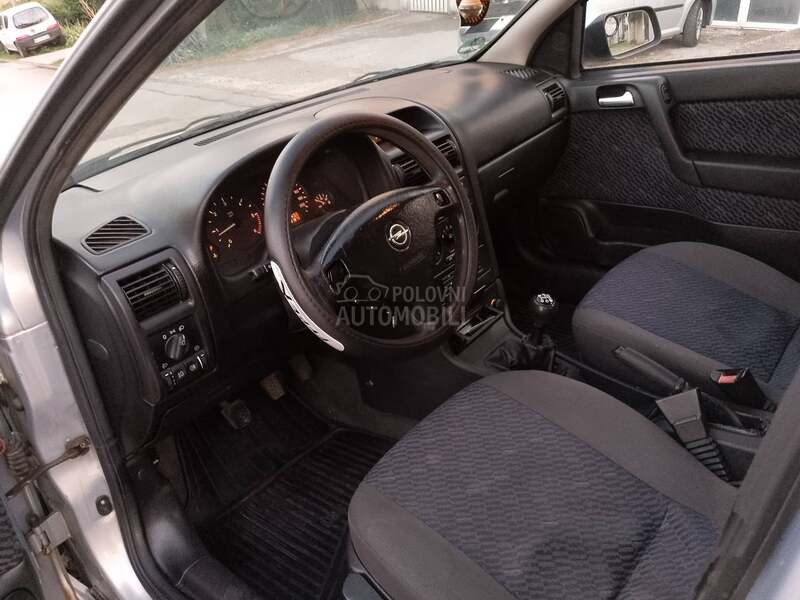 Opel Astra G 2.0 DTI.