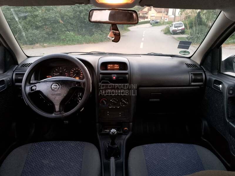 Opel Astra G 2.0 DTI.