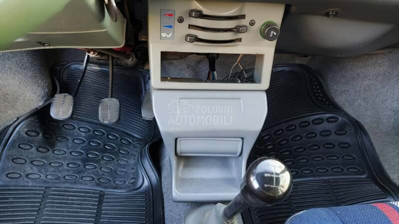 Zastava Yugo Tempo 