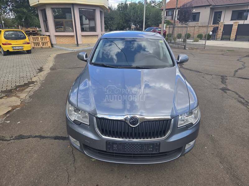 Škoda Superb 1.4
