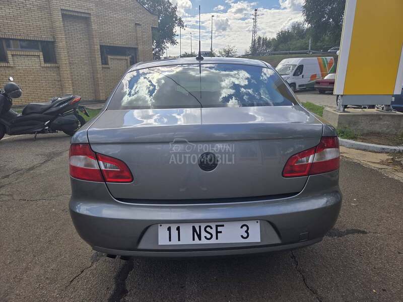 Škoda Superb 1.4