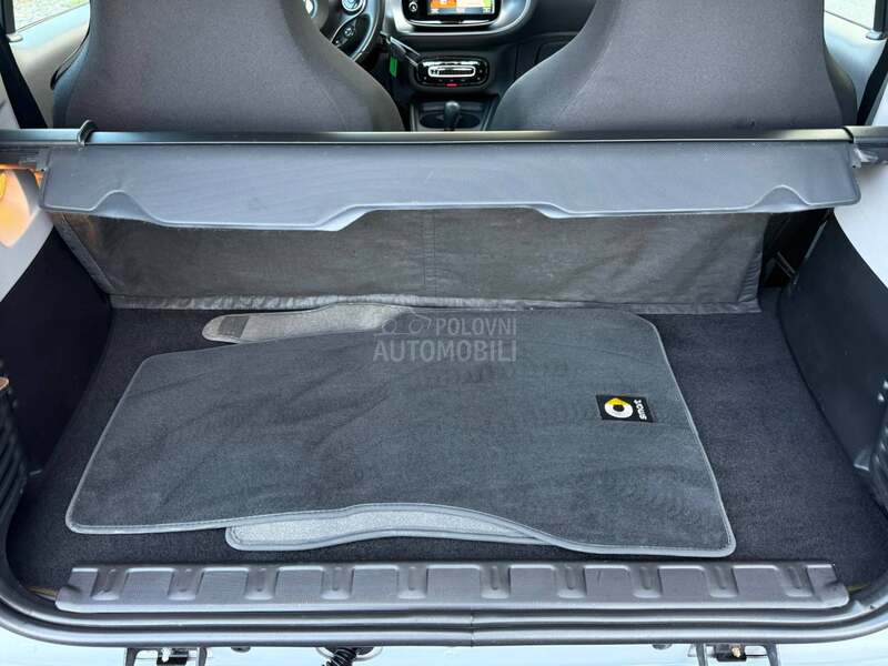 Smart ForTwo TURBO/AUT/NAVl/CH