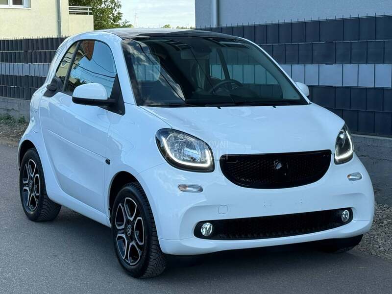 Smart ForTwo TURBO/AUT/NAVl/CH