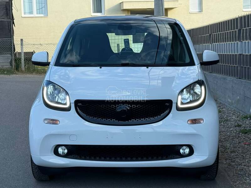 Smart ForTwo TURBO/AUT/NAVl/CH