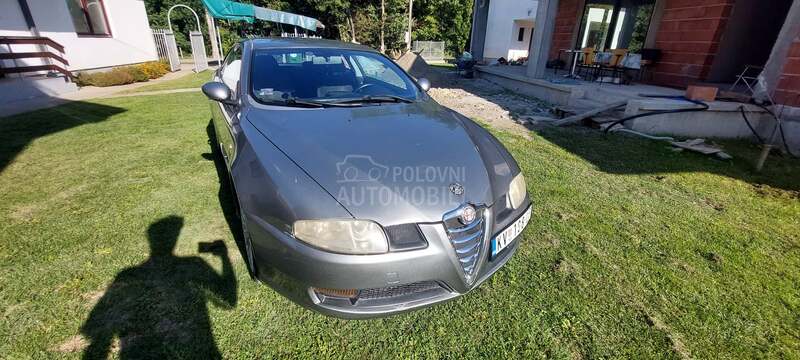 Alfa Romeo GT 