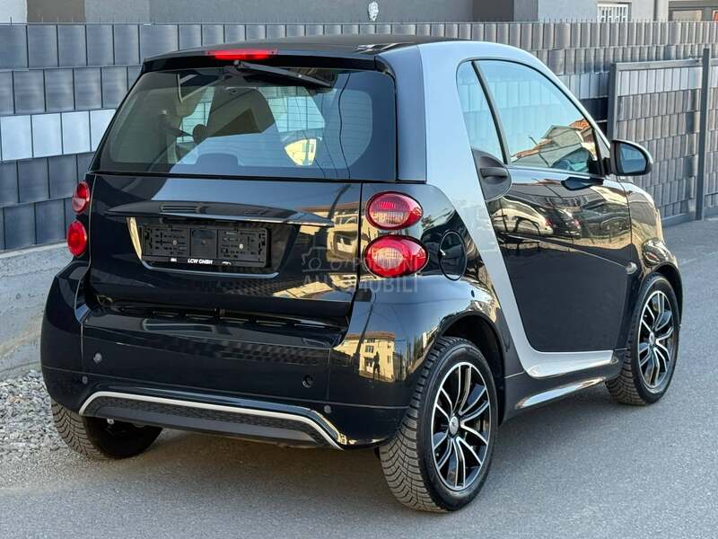 Smart ForTwo 1.0 RESTYLING SWlSS