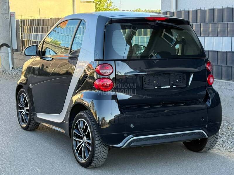 Smart ForTwo 1.0 RESTYLING SWlSS