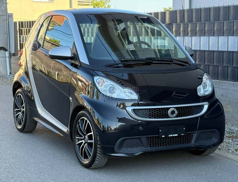 Smart ForTwo 1.0 RESTYLING SWlSS
