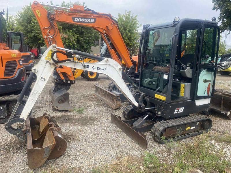 Bobcat E19
