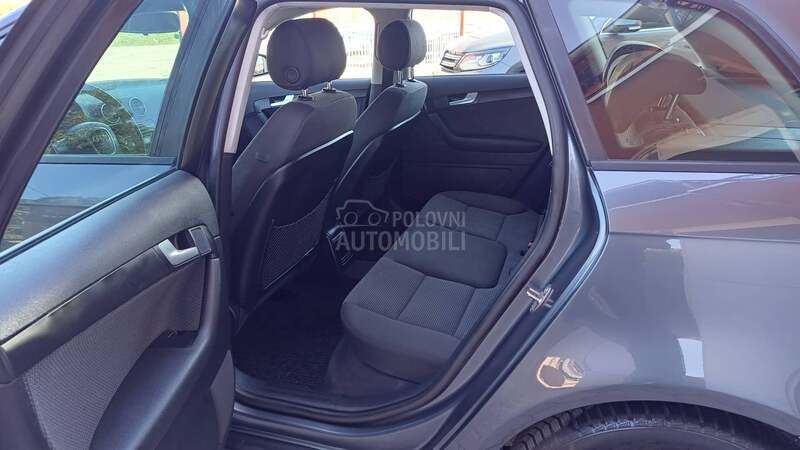 Audi A3 1.6 B 8 VeENTILA T0P