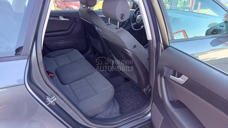 Audi A3 1.6 B 8 VeENTILA T0P