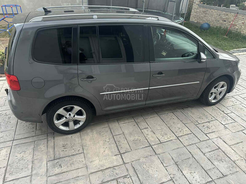 Volkswagen Touran 2.0 TDI