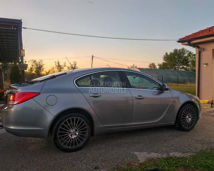 Opel Insignia 