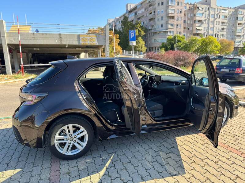 Toyota Corolla LUNA